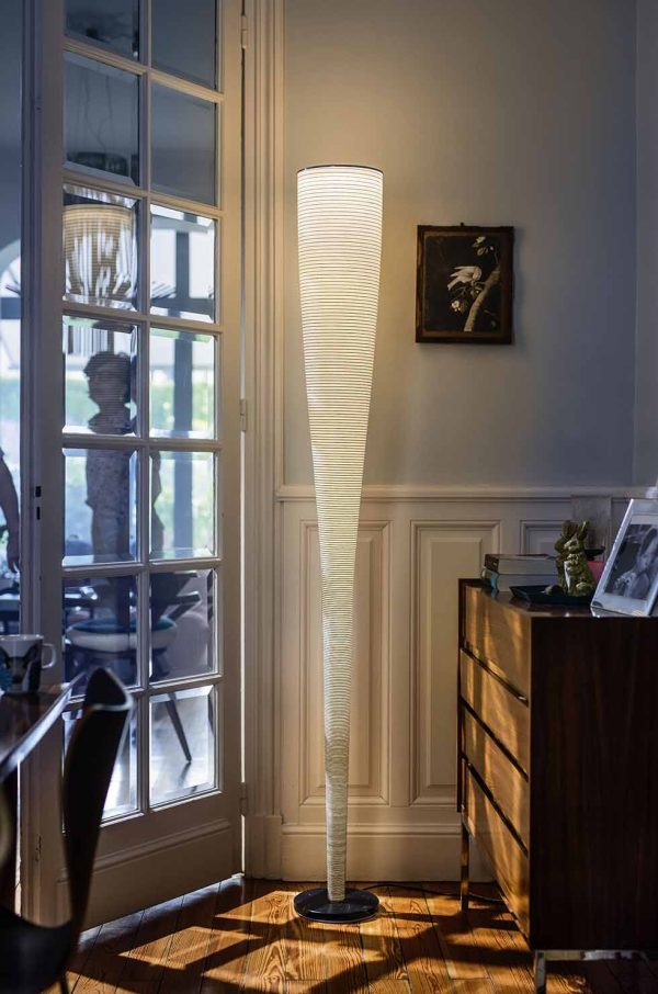 Mild Anniversary LED Floor Lamp - Image 2